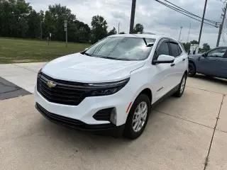 Chevrolet Equinox 2024 4x4 LT 4 puertas SUV con 1LT