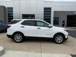Chevrolet Equinox 2024 4x4 LT 4 puertas SUV con 1LT