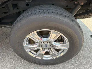 Ford F-150 2015 4x4 XLT 4 puertas SuperCrew 5.5 pies. SB
