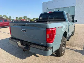 Ford F-150 2023 4x4 XLT 4 puertas SuperCrew 5.5 pies. SB