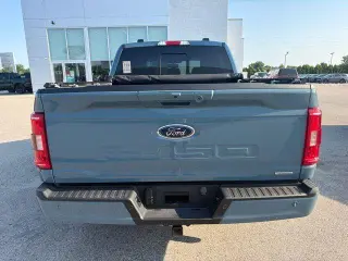 Ford F-150 2023 4x4 XLT 4 puertas SuperCrew 5.5 pies. SB