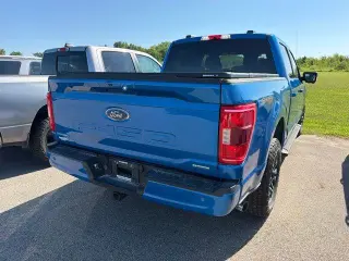 Ford F-150 2021 4x4 XLT 4 puertas SuperCrew 5.5 pies. SB