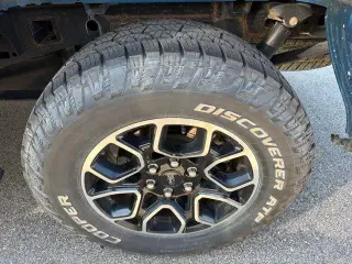 Ford F-150 2021 4x4 XLT 4 puertas SuperCrew 5.5 pies. SB