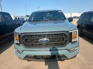Ford F-150 2023 4x4 XLT 4 puertas SuperCrew 5.5 pies SB