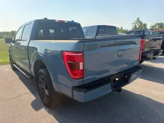 Ford F-150 2023 4x4 XLT 4 puertas SuperCrew 5.5 pies SB