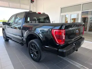 Ford F-150 2021 4x4 XLT 4 puertas SuperCrew 5.5 pies. SB