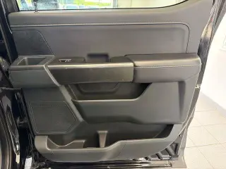 Ford F-150 2021 4x4 XLT 4 puertas SuperCrew 5.5 pies. SB