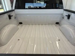 Ford F-150 2023 4x4 XLT 4 puertas SuperCrew 5.5 pies. SB