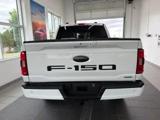 Ford F-150 2023 4x4 XLT 4 puertas SuperCrew 5.5 pies SB