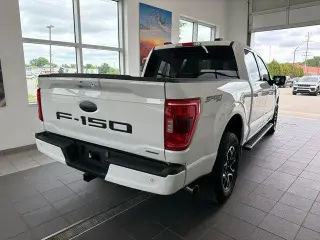 Ford F-150 2023 4x4 XLT 4 puertas SuperCrew 5.5 pies SB