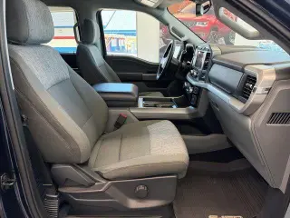 Ford F-150 2023 4x4 XLT 4 puertas SuperCrew 5.5 ft. SB