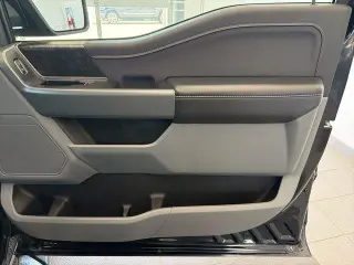 Ford F-150 2023 4x4 XLT 4 puertas SuperCrew 5.5 ft. SB