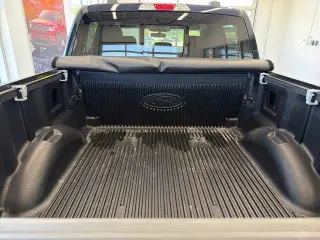 Ford F-150 2023 4x4 XLT 4 puertas SuperCrew 5.5 ft. SB