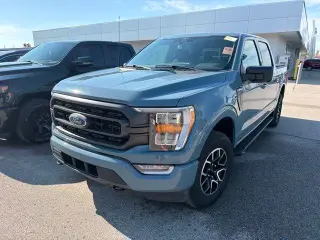 Ford F-150 2023 4x4 XLT 4 puertas SuperCrew 5.5 pies. SB