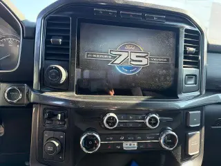 Ford F-150 2023 4x4 XLT 4 puertas SuperCrew 5.5 pies. SB