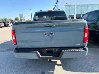 Ford F-150 2023 4x4 XLT 4 puertas SuperCrew 5.5 pies. SB