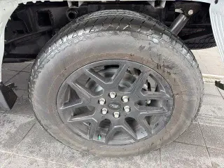 Ford F-150 2024 4x4 STX 4 puertas SuperCrew 5.5 pies SB