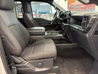 Ford F-150 2024 4x4 STX 4 puertas SuperCrew 5.5 pies SB
