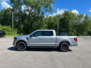 Ford F-150 2024 4x4 XLT 4 puertas SuperCrew 5.5 pies. Caja corta
