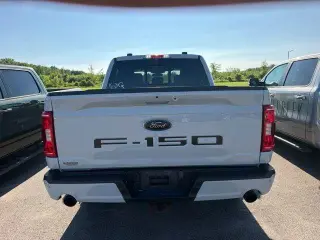 Ford F-150 2023 4x4 XLT 4 puertas SuperCrew 5.5 pies SB