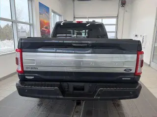 Ford F-150 2022 4x4 Platinum 4 puertas SuperCrew 6.5 pies. SB