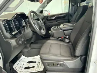 Chevrolet Silverado 1500 2024 4x4 RST 4 puertas Double Cab 6.6 pies SB