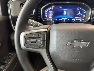 Chevrolet Silverado 1500 2024 4x4 RST 4 puertas Double Cab 6.6 pies SB