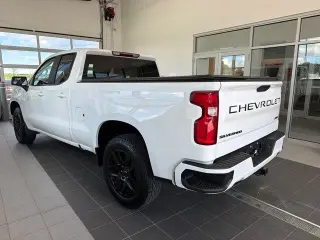 Chevrolet Silverado 1500 2024 4x4 RST 4 puertas Double Cab 6.6 pies SB
