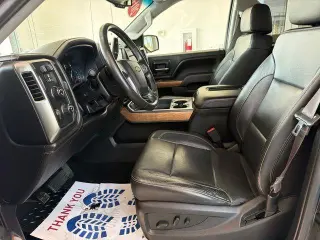 Chevrolet Silverado 1500 2017 4x4 LTZ 4 puertas Cabina Doble 6.5 pies SB