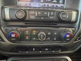 Chevrolet Silverado 1500 2017 4x4 LTZ 4 puertas Cabina Doble 6.5 pies SB