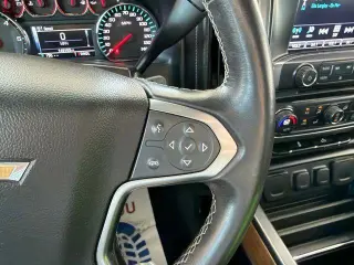 Chevrolet Silverado 1500 2017 4x4 LTZ 4 puertas Cabina Doble 6.5 pies SB