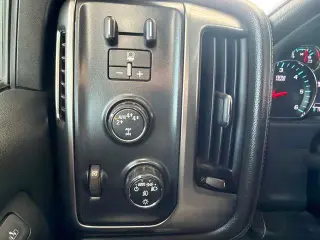 Chevrolet Silverado 1500 2017 4x4 LTZ 4 puertas Cabina Doble 6.5 pies SB