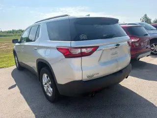 Chevrolet Traverse 2020 LT Cloth 4 puertas SUV con 1LT