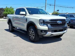 Ford Ranger 2025 4x4 Lariat 4 puertas SuperCrew 5.0 pies SB