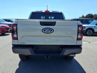 Ford Ranger 2025 4x4 Lariat 4 puertas SuperCrew 5.0 pies SB