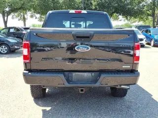 Ford F-150 2019 4x4 XLT 4 puertas SuperCrew 5.5 pies. Caja corta
