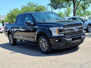 Ford F-150 2019 4x4 XLT 4 puertas SuperCrew 5.5 pies. Caja corta