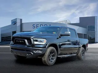 Ram 1500 2020 4x4 Rebel Cabina Crew 4 puertas 5.6 pies. Pickup SB