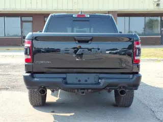 Ram 1500 2020 4x4 Rebel Cabina Crew 4 puertas 5.6 pies. Pickup SB
