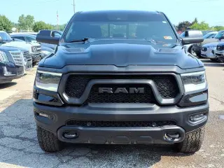 Ram 1500 2020 4x4 Rebel Cabina Crew 4 puertas 5.6 pies. Pickup SB
