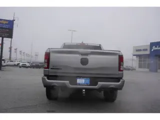 Ram 1500 2022 4x2 Lone Star 4 puertas Cabina Crew 5.6 pies. SB Pickup