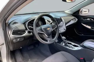 Chevrolet Malibu 2023 LT 4 puertas Sedan con 1LT