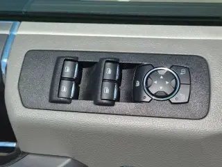 Ford F-150 2020 4x4 XLT 4 puertas SuperCrew 5.5 pies. SB
