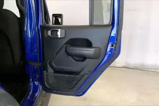 Jeep Wrangler Unlimited 2018 4x4 Sport 4 puertas SUV (lanzamiento a mitad de año)