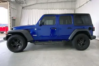 Jeep Wrangler Unlimited 2018 4x4 Sport 4 puertas SUV (lanzamiento a mitad de año)