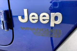 Jeep Wrangler Unlimited 2018 4x4 Sport 4 puertas SUV (lanzamiento a mitad de año)