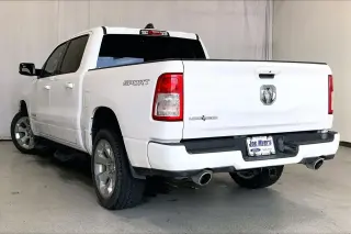 Ram 1500 2020 4x2 Big Horn 4 puertas Cabina Crew 5.6 pies. SB Pickup