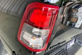 Ram 1500 2024 4x4 Big Horn 4 puertas Crew Cab 5.6 pies. Pickup SB