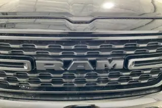 Ram 1500 2024 4x4 Big Horn 4 puertas Crew Cab 5.6 pies. Pickup SB