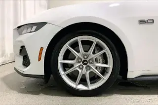 Ford Mustang 2024 GT Premium 2 puertas Fastback